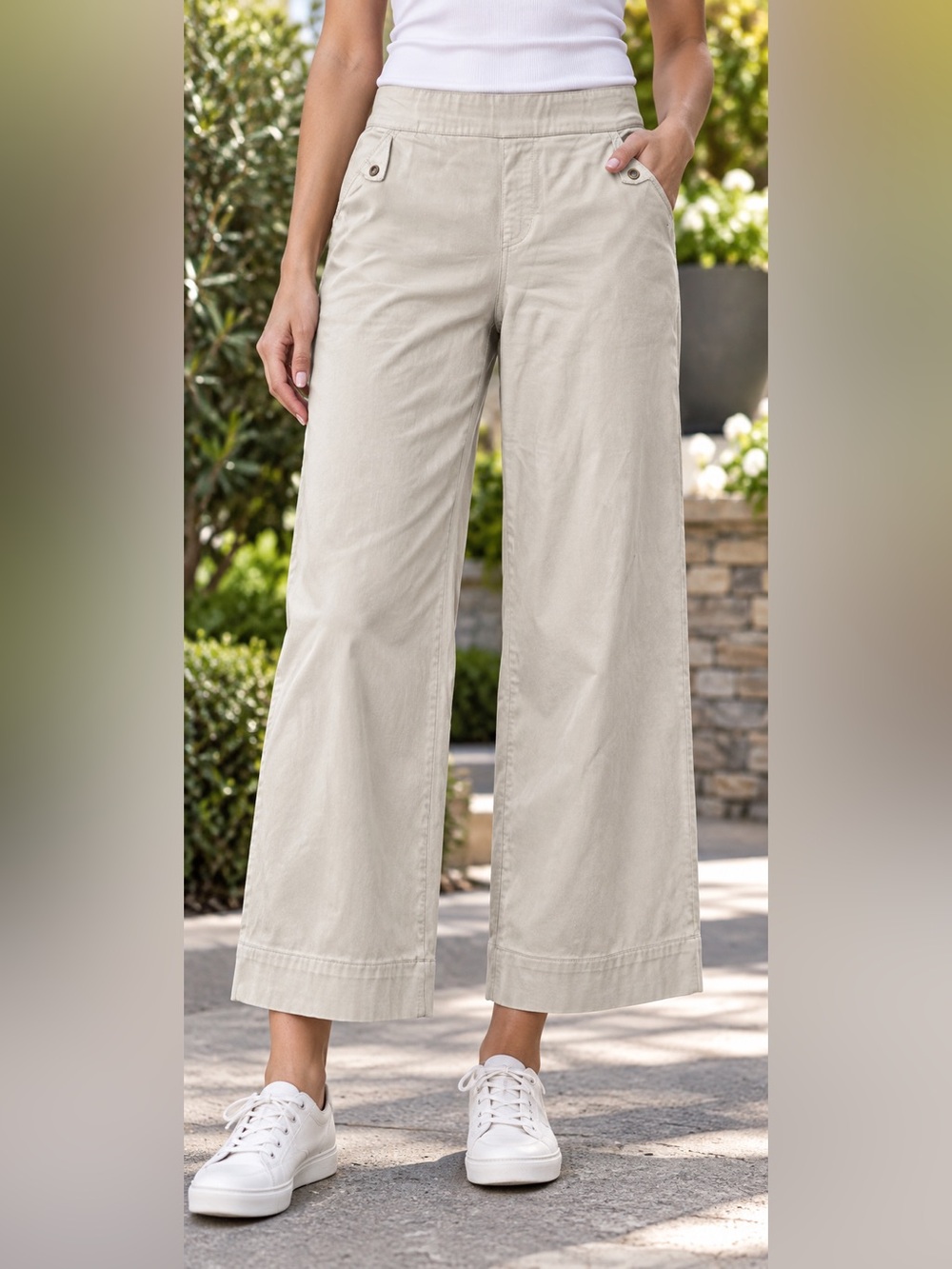 SPANX Wide-Leg Cropped Pants in Beige